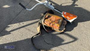 STIHL battery strimmer & backpack battery - 6