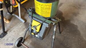BLACK & DECKER garden shredder - 5