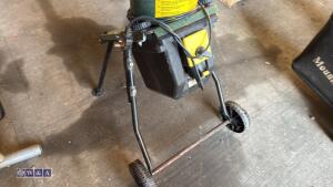 BLACK & DECKER garden shredder - 6