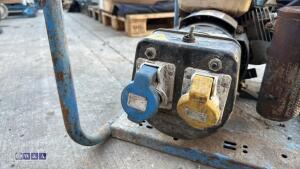 Petrol dual volt generator - 6