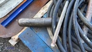Pallet of pneumatic pokers - 2
