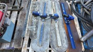4 x concrete float heads