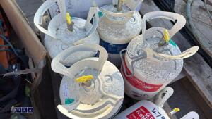 Pallet of FROTH PAK canisters - 3