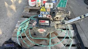 WHITEMAN petrol power float (3446456) - 2