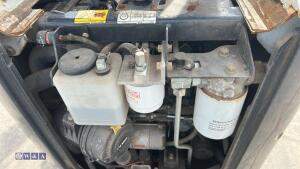 2018 bobcat E10 micro c/w 2 buckets - 11