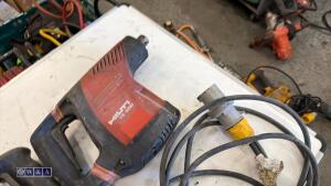 HILTI TE30 & TE300 110v hammer drills (151)(595) - 3