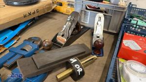 NO 5 1/2 STANLEY BAILEY plane, NO 3 RECORD plane, brass mortice gauge, oil stone - 5