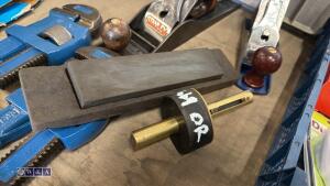 NO 5 1/2 STANLEY BAILEY plane, NO 3 RECORD plane, brass mortice gauge, oil stone - 6