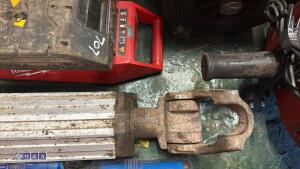 MILWAUKEE MXFUEL upright breaker c/w 2 x batteries - 3