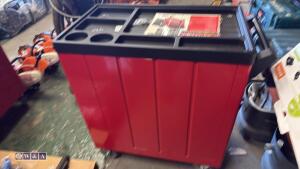 NEILSON 6-drawer tool cabinet c/w wheels - 3