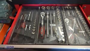 NEILSON 6-drawer tool cabinet c/w wheels - 4