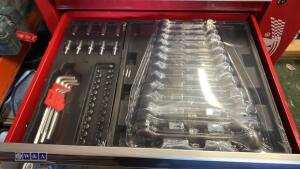 NEILSON 6-drawer tool cabinet c/w wheels - 5