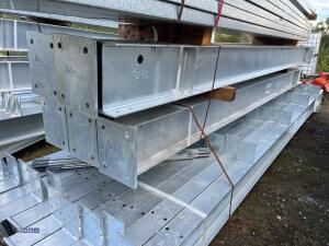 80ft x 40ft x 16ft Galvanised portal frame building with purlins,10 stanchions, 10 x rafters, 16 x wind braces, 48 C section purlins, - 12