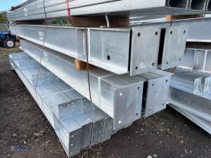 60ft x 30ft x 16ft Galvanised portal frame building with purlins,8 stanchions, 8 x rafters, 6 x wind braces, 32 x C section purlins, - 13