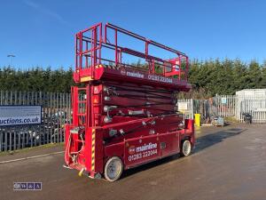 2014 PB S195-12ES battery scissor lift c/w stabilisers (9132)
