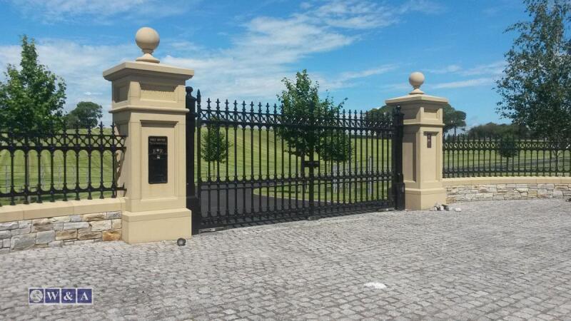 Pair of stirling gates & posts (approx 2.2m, 4.8m) (cast iron)
