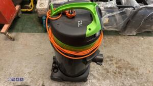 GUTTER SUCKER gutter cleaning machine c/w set of carbon fibre poles - 2