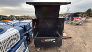 ARMORGARD TUFFBANK wheeled (large) - 4