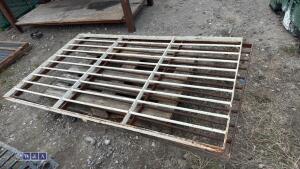 2 x metal gates to suit a 45'' opening each - 3