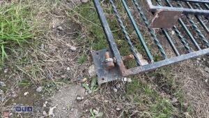 2 x steel driveway gates to suit approximately 11ft 6'' opening - 2