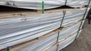 JDL WPC decking kit (approx 22.5m2) c/w edging trims & fixings (dark grey) (approx 50 boards) - 3