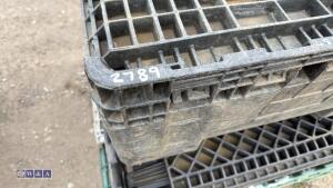Plastic foldable pallet box - 2