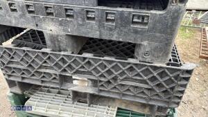 Plastic foldable pallet box - 3