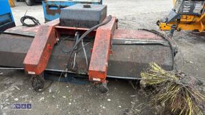 SUTTON sweeper brush to suit a telehandler - 4