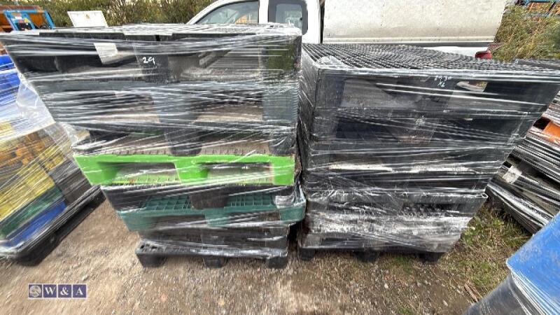 2 x stacks of plastic pallets