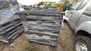 2 x stacks of plastic pallets - 4