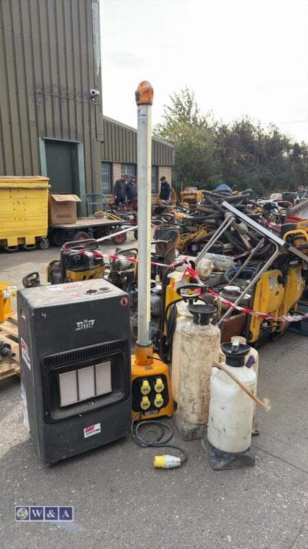 Quantity of miscelleanous including gas heater, light & dust suppression bottles (3457062)