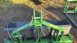 4ft Manual tip tractor mounted earth scoop / grader (unused) - 6