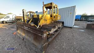LIEBHERR 731 tracked dozer with LGP tracks & single blade (overheating)
