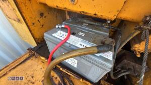LIEBHERR 731 tracked dozer with LGP tracks & single blade (overheating) - 22