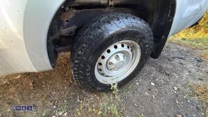 ISUZU Dmax double cab bi turbo pickup truck - 5