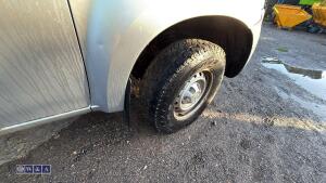 ISUZU Dmax double cab bi turbo pickup truck - 9