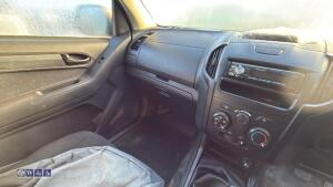ISUZU Dmax double cab bi turbo pickup truck - 13