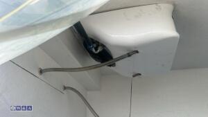 VOLKSWAGEN CRAFTER CR35 TDI LWB 6 speed manual freezer van (YX16 UMK)(MoT 29th January 2027)(V5 in office) - 19