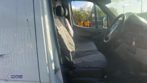 VOLKSWAGEN CRAFTER CR35 TDI LWB 6 speed manual freezer van (YX16 UMK)(MoT 29th January 2027)(V5 in office) - 23