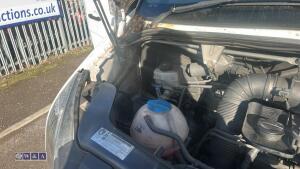 VOLKSWAGEN CRAFTER CR35 TDI LWB 6 speed manual freezer van (YX16 UMK)(MoT 29th January 2027)(V5 in office) - 30