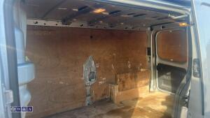 VAUXHALL VIVARO 2900 SPORTIVE CDTI 6-speed manual panel van (DF65 URT)(V5 in office) - 17