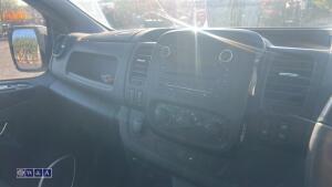 VAUXHALL VIVARO 2900 SPORTIVE CDTI 6-speed manual panel van (DF65 URT)(V5 in office) - 24