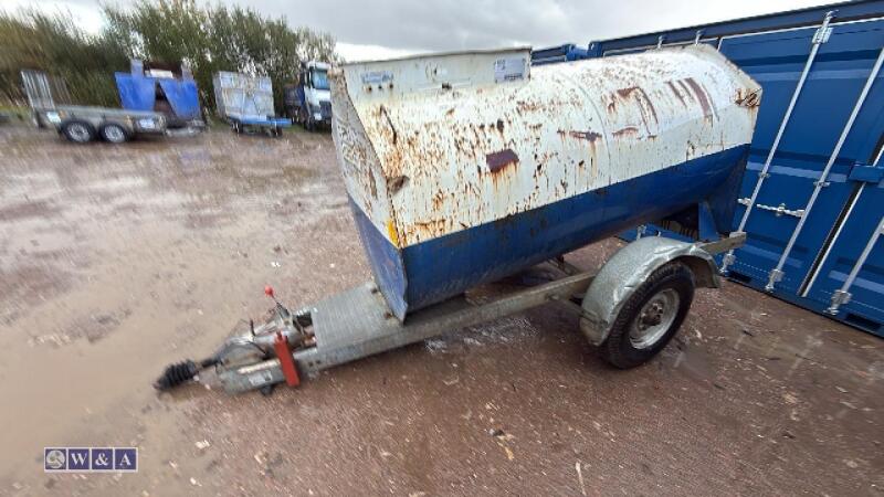 2000ltr fast tow fuel bowser