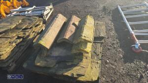Pallet of Yorkshire stone roof slates & stone ridges - 6