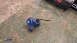 Floor board clamp