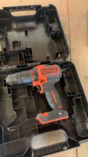 BLACK & DECKER 18v cordless drill