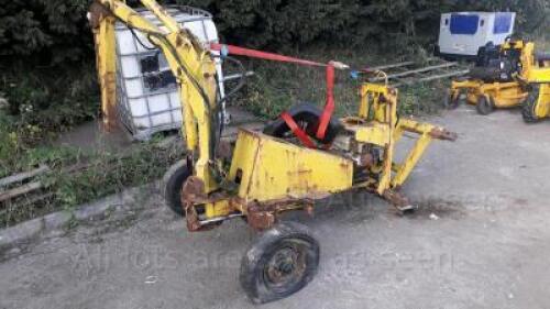 BENFORD E1304 wheeled digger