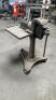 J CARTER & Co pedestal mounted vice - 2