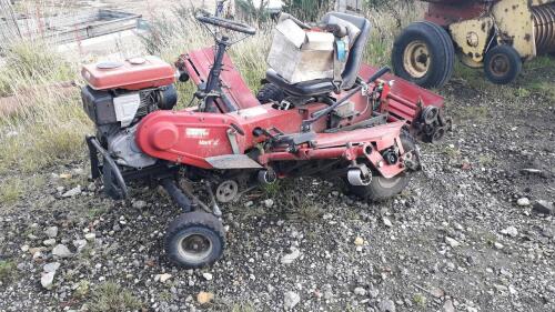 SAXON LM180B petrol driven triple cylinder mower