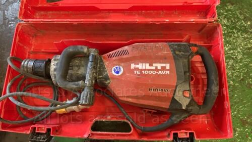 HILTI TE1000-AVR 110v breaker c/w case